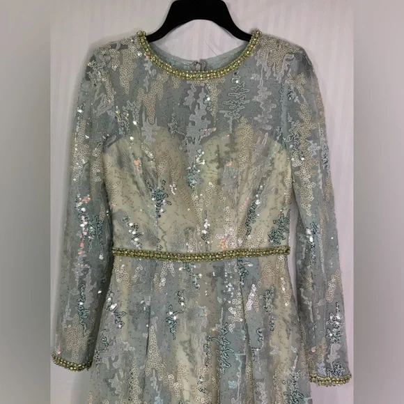 MAC DUGGAL Long Sleeve Sequin Gown - Picture 3 of 14